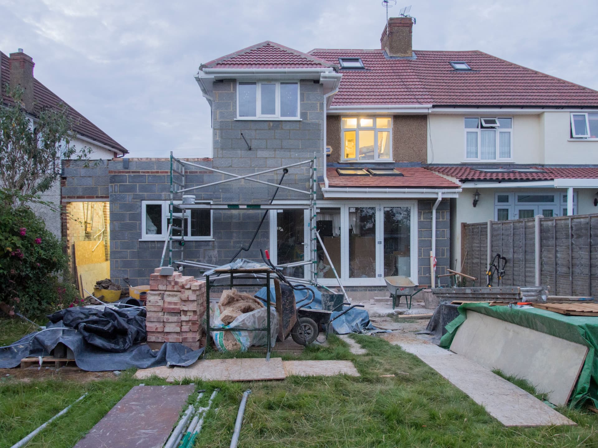 Expert House Extensions from RB CONSTRUCTION LTD